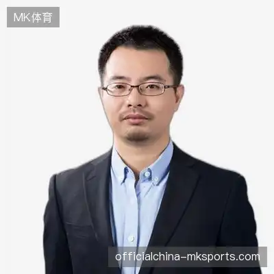 侯龙
